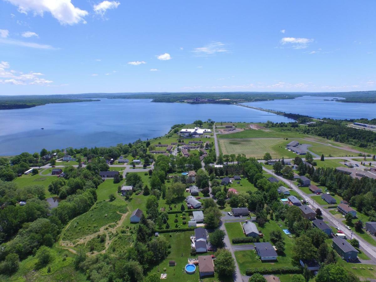 Lionstone Inn Motel & Cottages Pictou Exterior photo