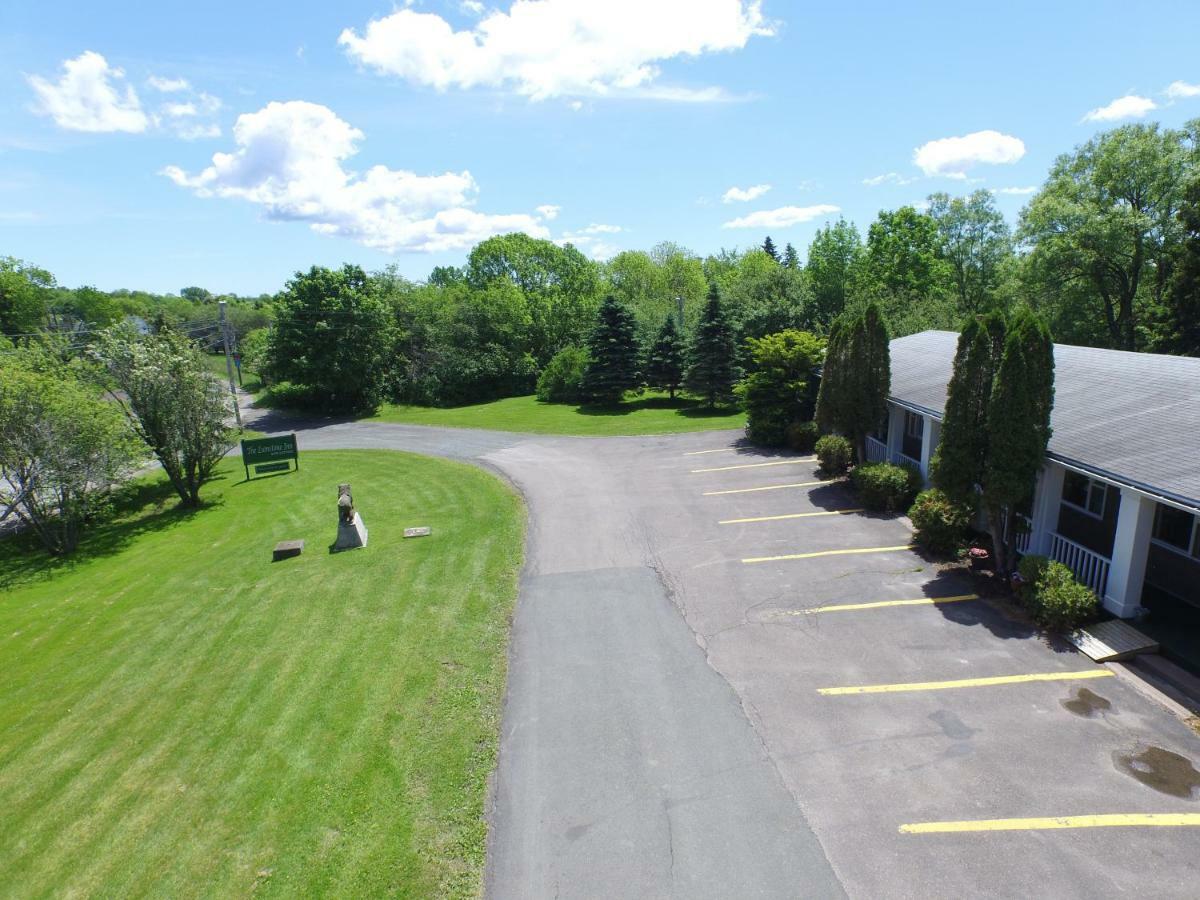 Lionstone Inn Motel & Cottages Pictou Exterior photo
